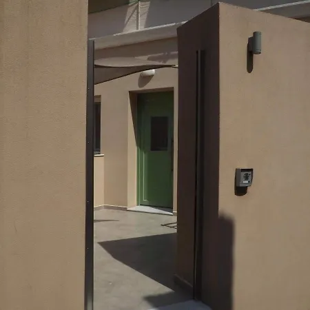 Molly's House * Ermoupoli