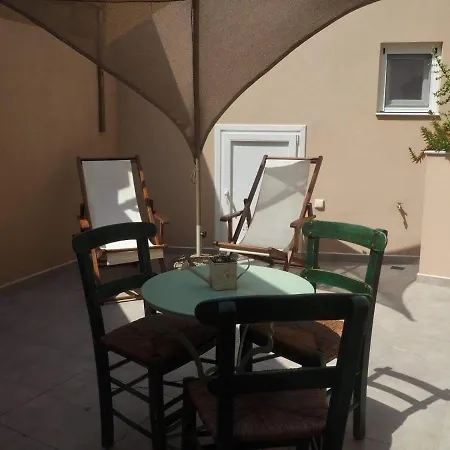 Molly's House Apartment Ermoupoli