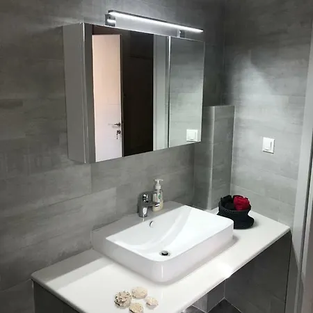 Molly's House * Ermoupoli