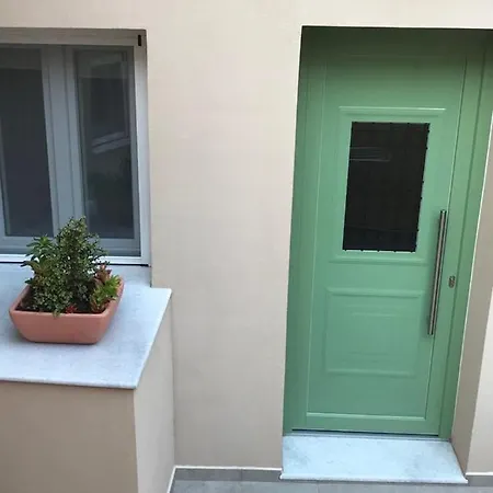 Molly's House * Ermoupoli