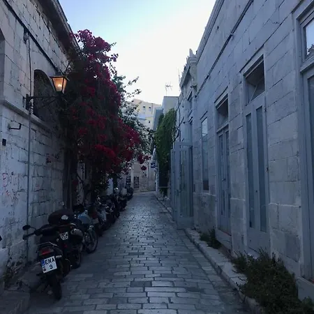 Molly's House Ermoupoli