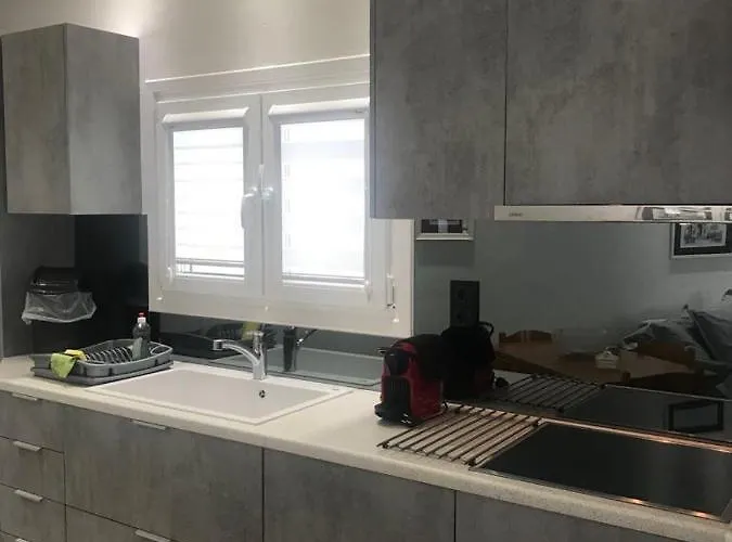 Molly's House * Эрмуполис